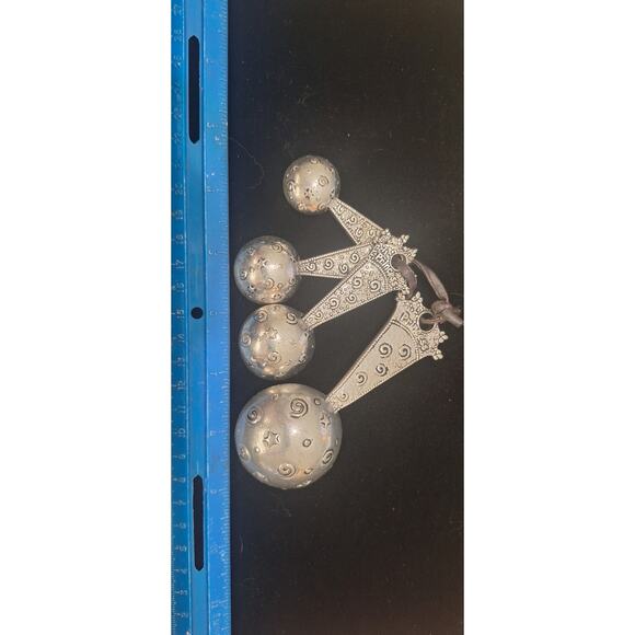 Ganz Princess Pewter Measuring Spoons Set- Stars & Crowns- Vintage Kitchen Decor - Picture 8 of 8